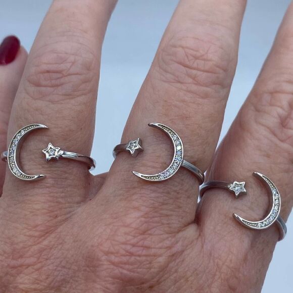 Crescent Moon & Star Sterling Silver CZ Ring - Picture 3 of 8